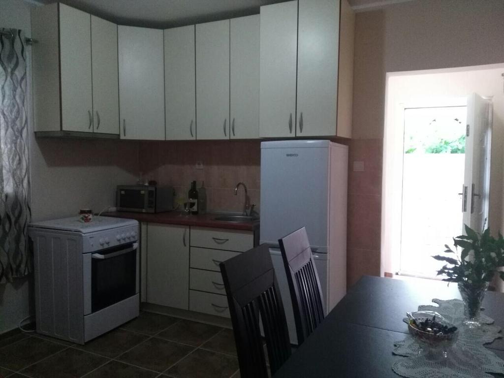 Apartmani Cuce Cattaro Esterno foto