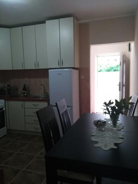 Apartmani Cuce Cattaro Esterno foto